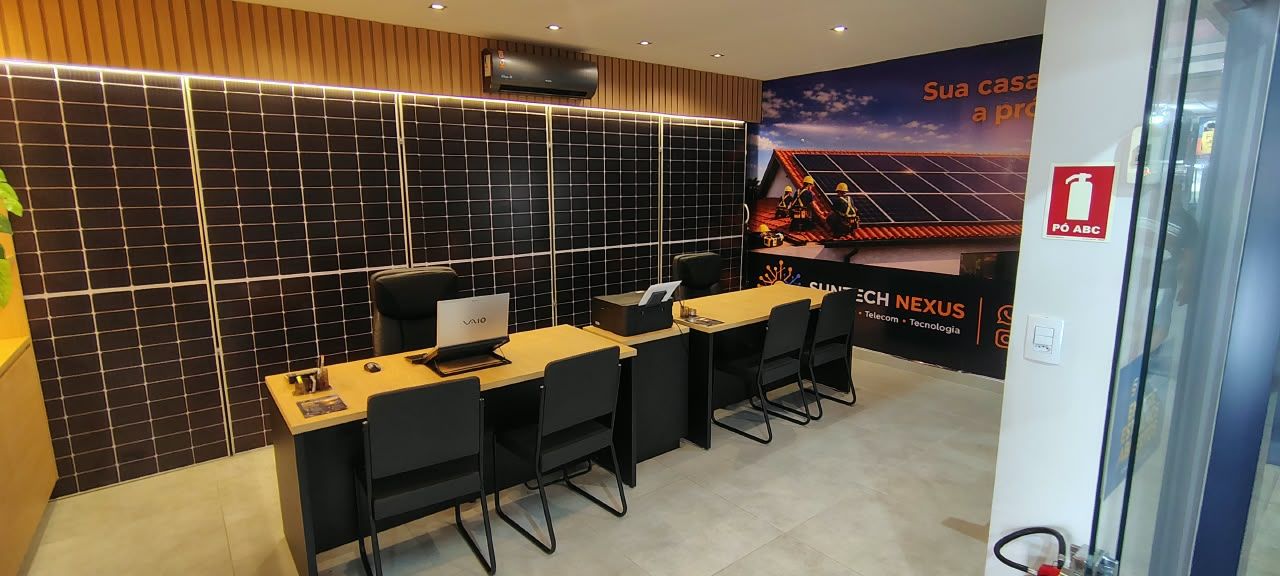Ambiente interno da loja da SunTech Nexus
